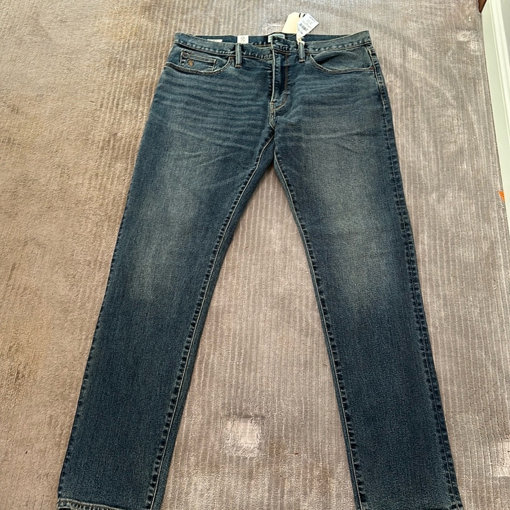 Todd Snyder NWT 36x 34 slim fit stretch medium indigo jeans